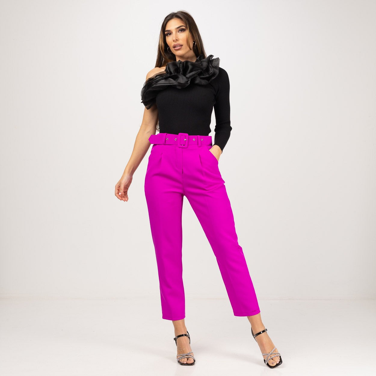 Top Fiesta Negro de Canalé y Organza MANGO ZARA