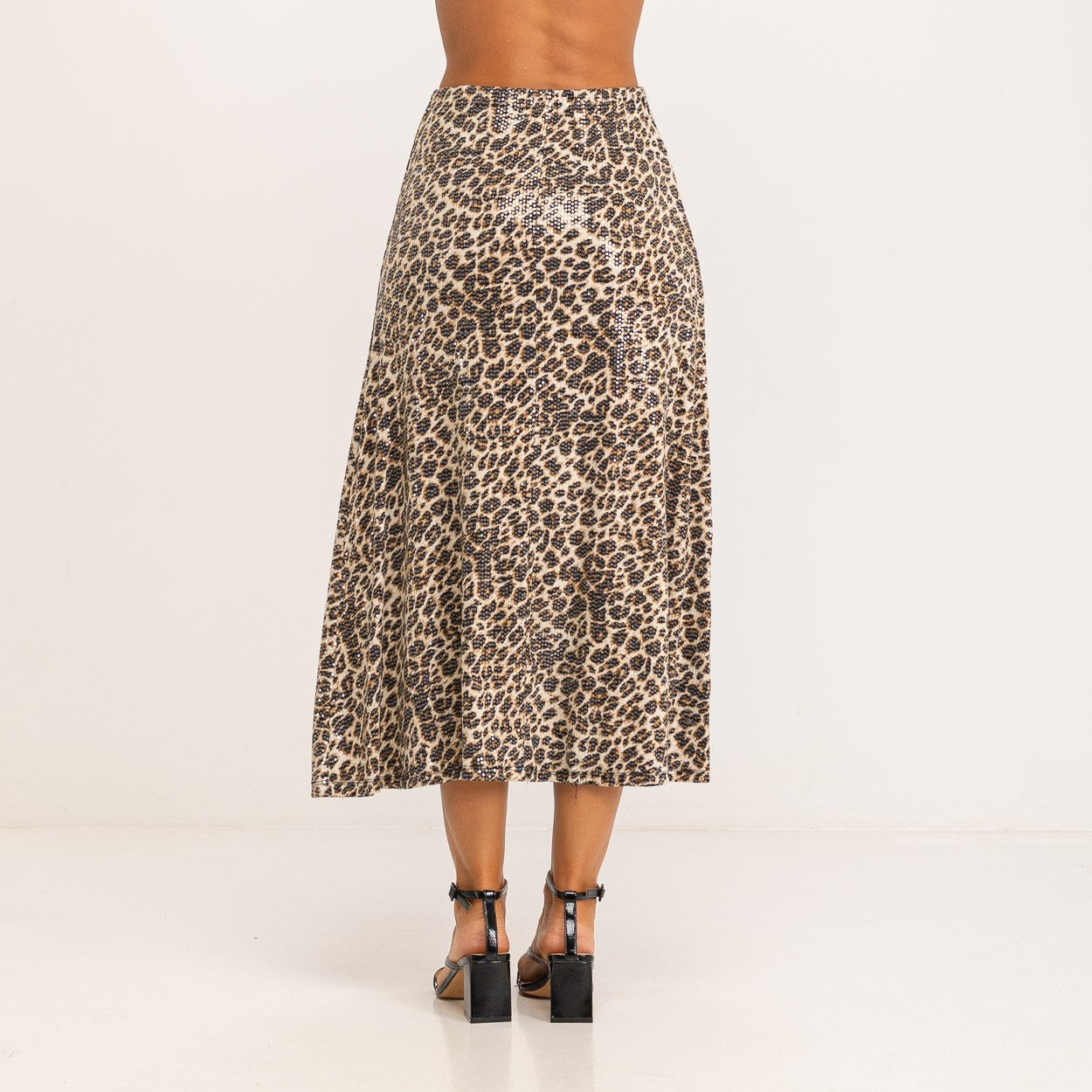 Falda de Lentejuelas estampado Leopardo MANGO ZARA