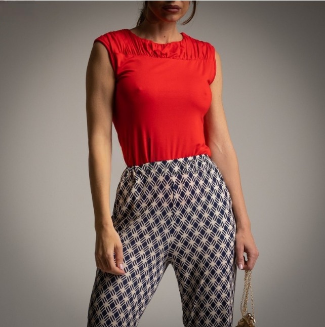 Camiseta Roja drapeada sin mangas