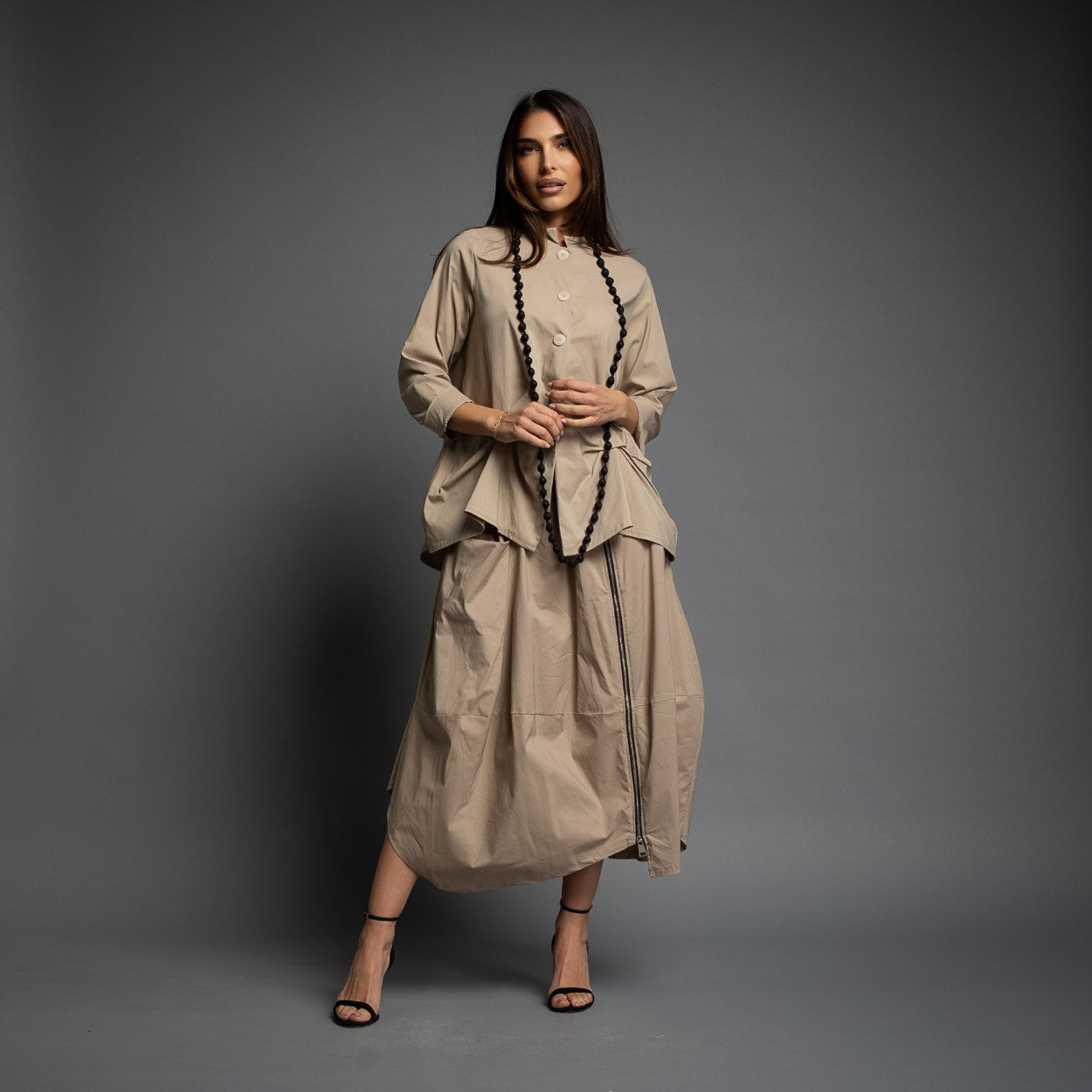 Falda Sport Beige Amplia
