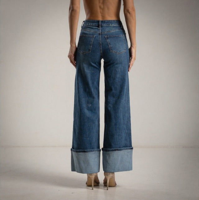 Jeans Azules Wide leg con brillantes incrustados