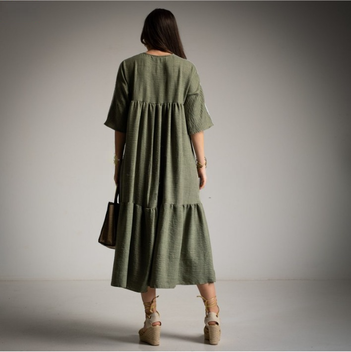 Vestido Holgado con Volantes Caqui