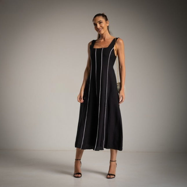 Vestido Negro de Viscosa con Vivos en blanco