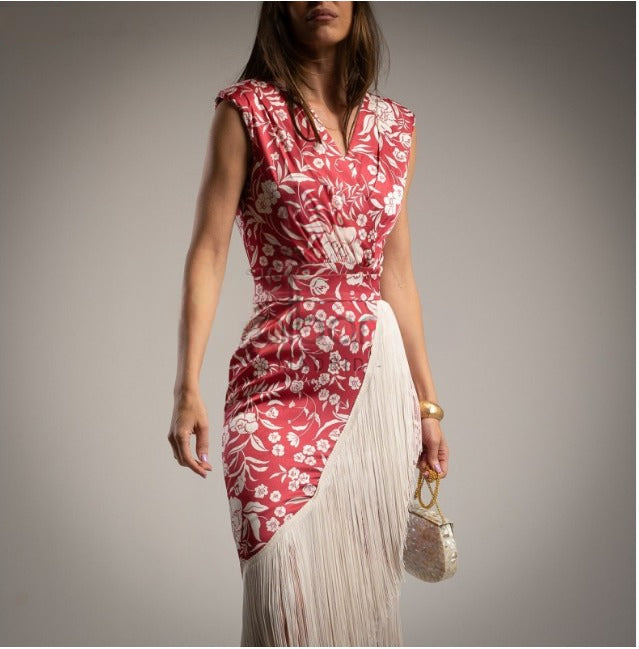 Vestido andaluz rojo con flecos y estampado floral