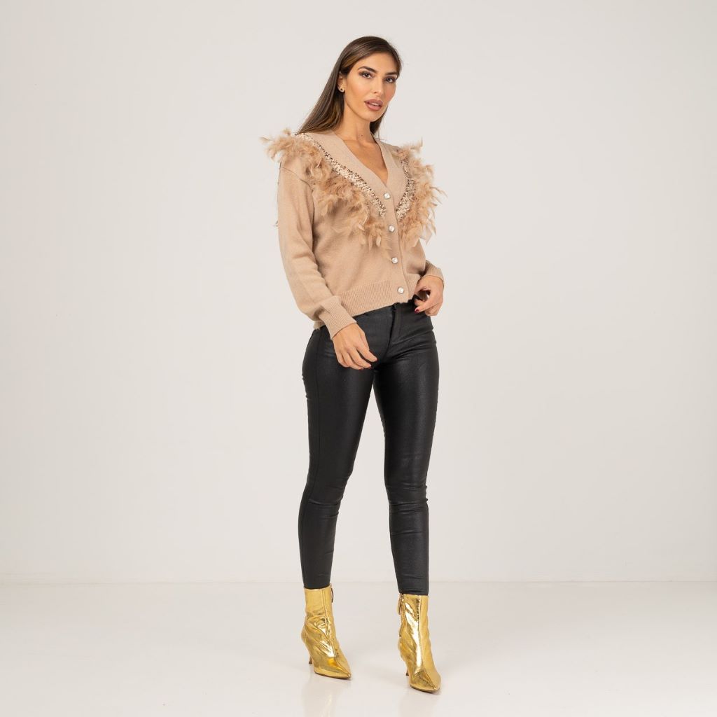 Chaqueta beige plumas