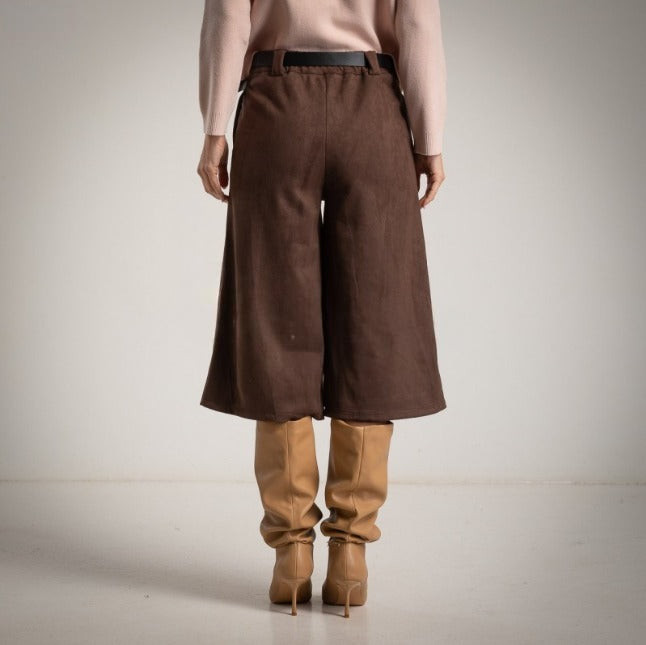 Bermudas de antelina color chocolate con cintuon