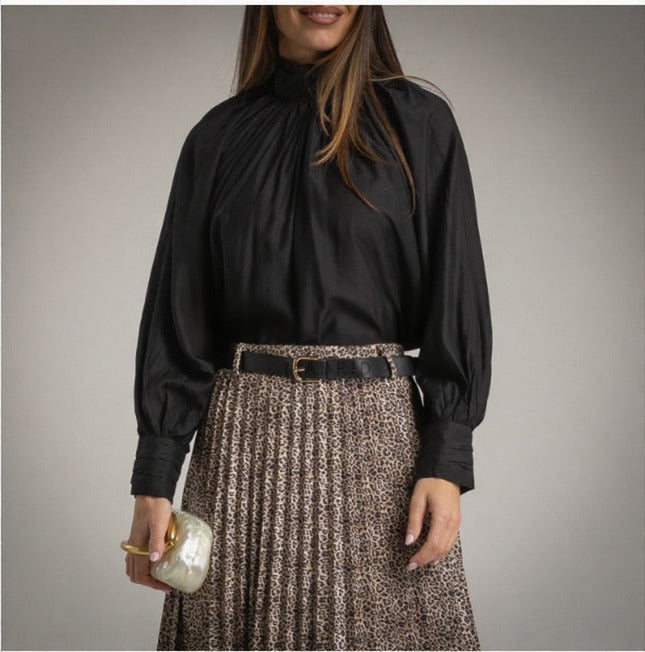 Blusa efecto seda color negro