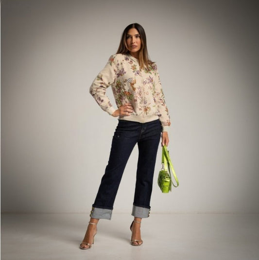Bomber beige estampado floral con pedrería