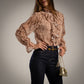Camisa con chorreras estampado piton beige