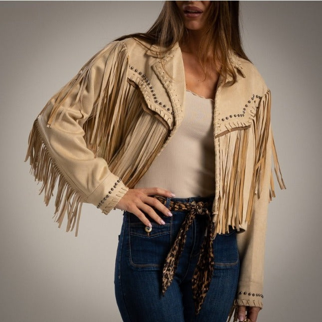Cazadora con flecos estilo western beige