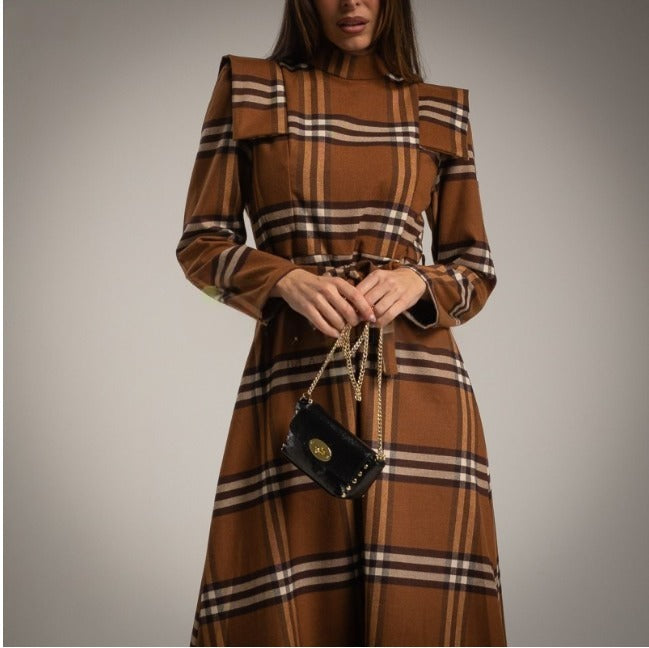 Vestido idi estampado de cuadros tipo Tommy Hilfiguer Marron