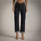Jeans con cinturón de corazones en azul oscuro pitillo