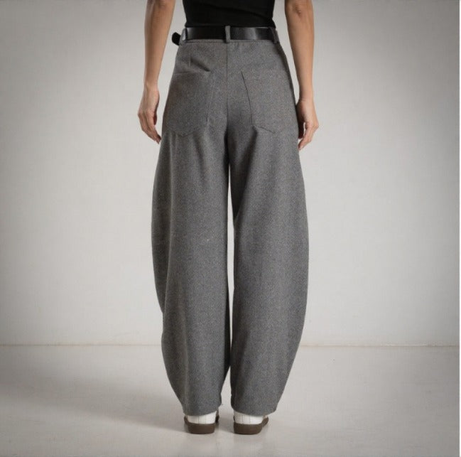 Pantalon bombacho espiga gris