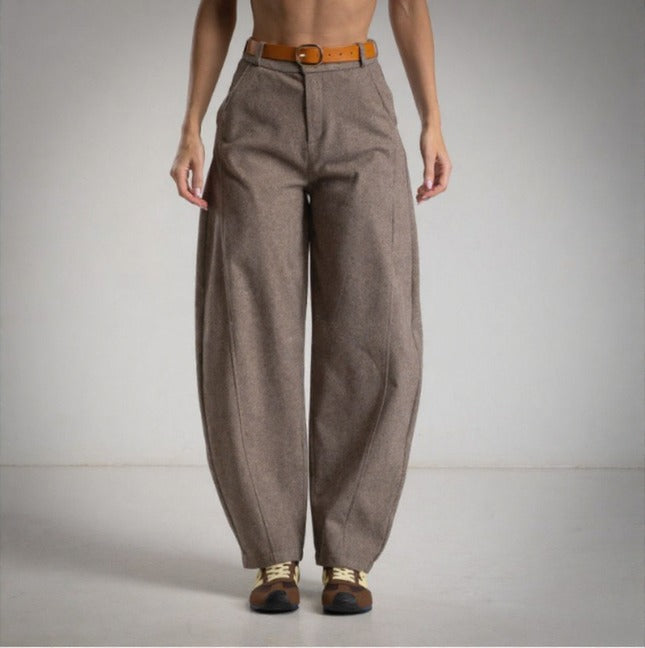 Pantalon bombacho espiga marron