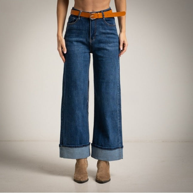 Pantalon vaquero azul wide leg con bajo vuelto