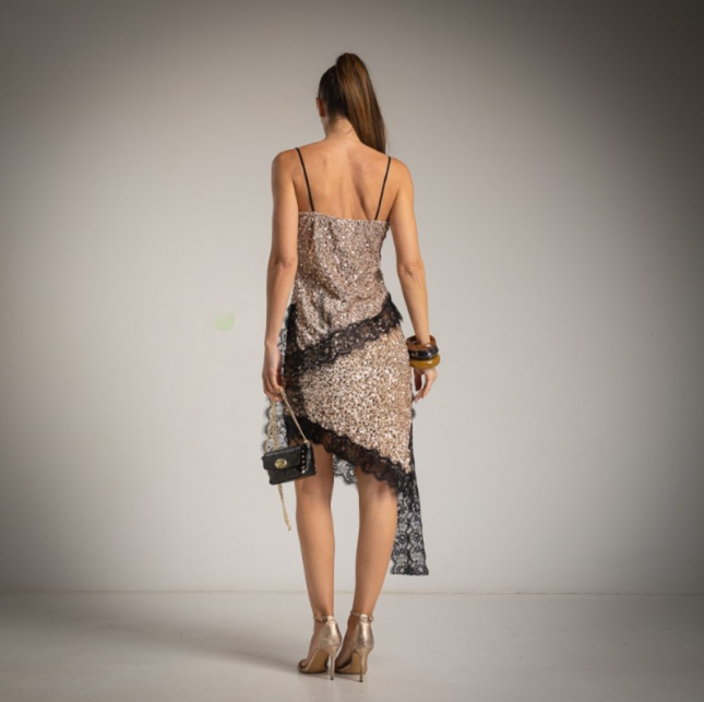 Top lencero de lentejuelas asimetrico oro