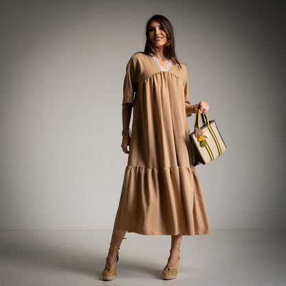 Vestido_Holgado_con_Volantes_Beige