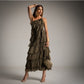 Vestido asimetrico con volantes kaki