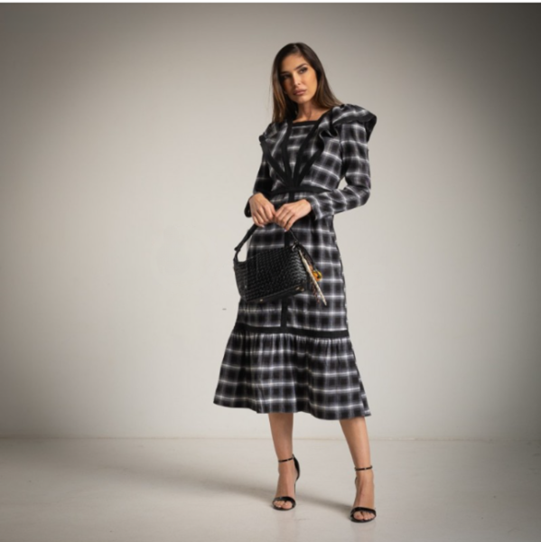 Vestido de cuadros blanco y negro