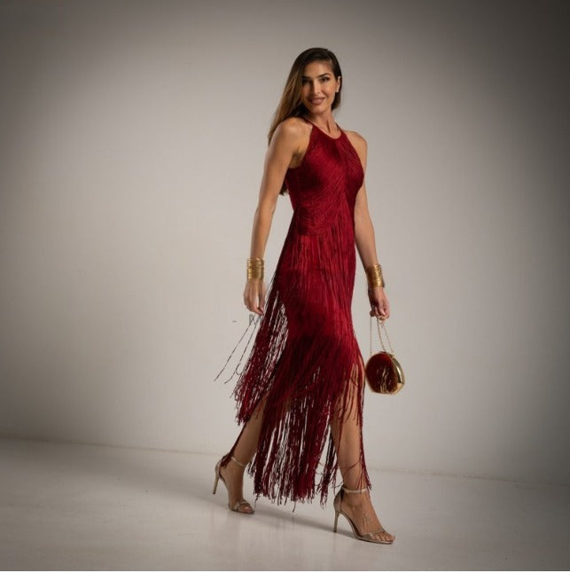 Vestido de fiesta de flecos burdeos