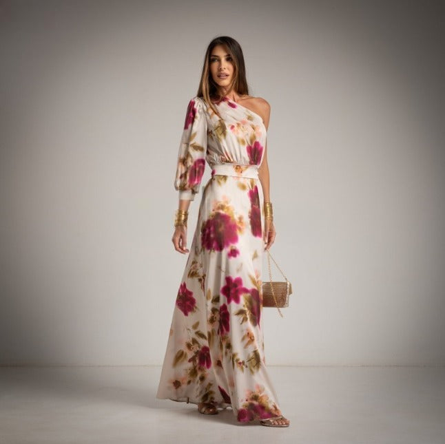 Vestido largo de fiesta blanco con lores fucsias