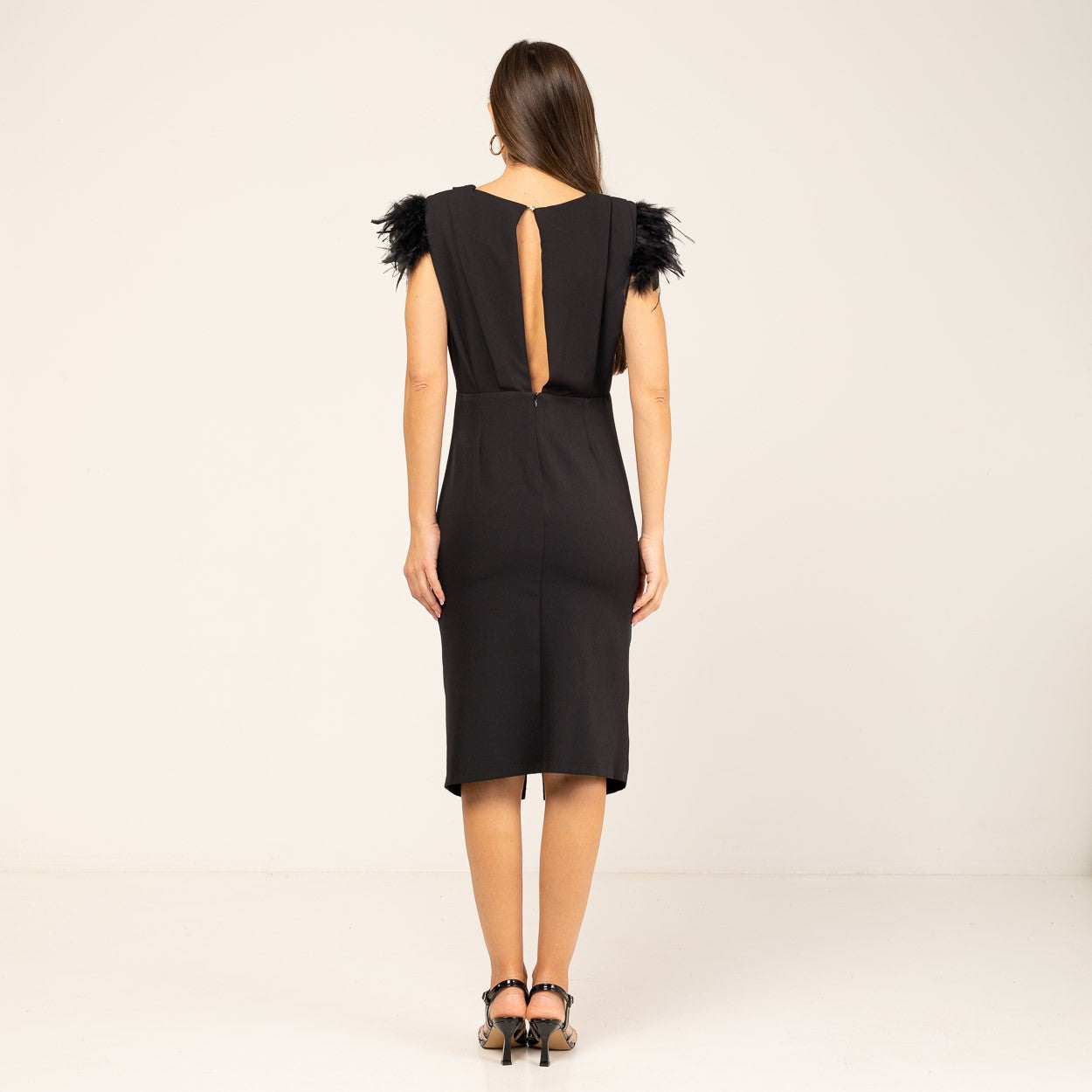 Vestido Plumas Negro